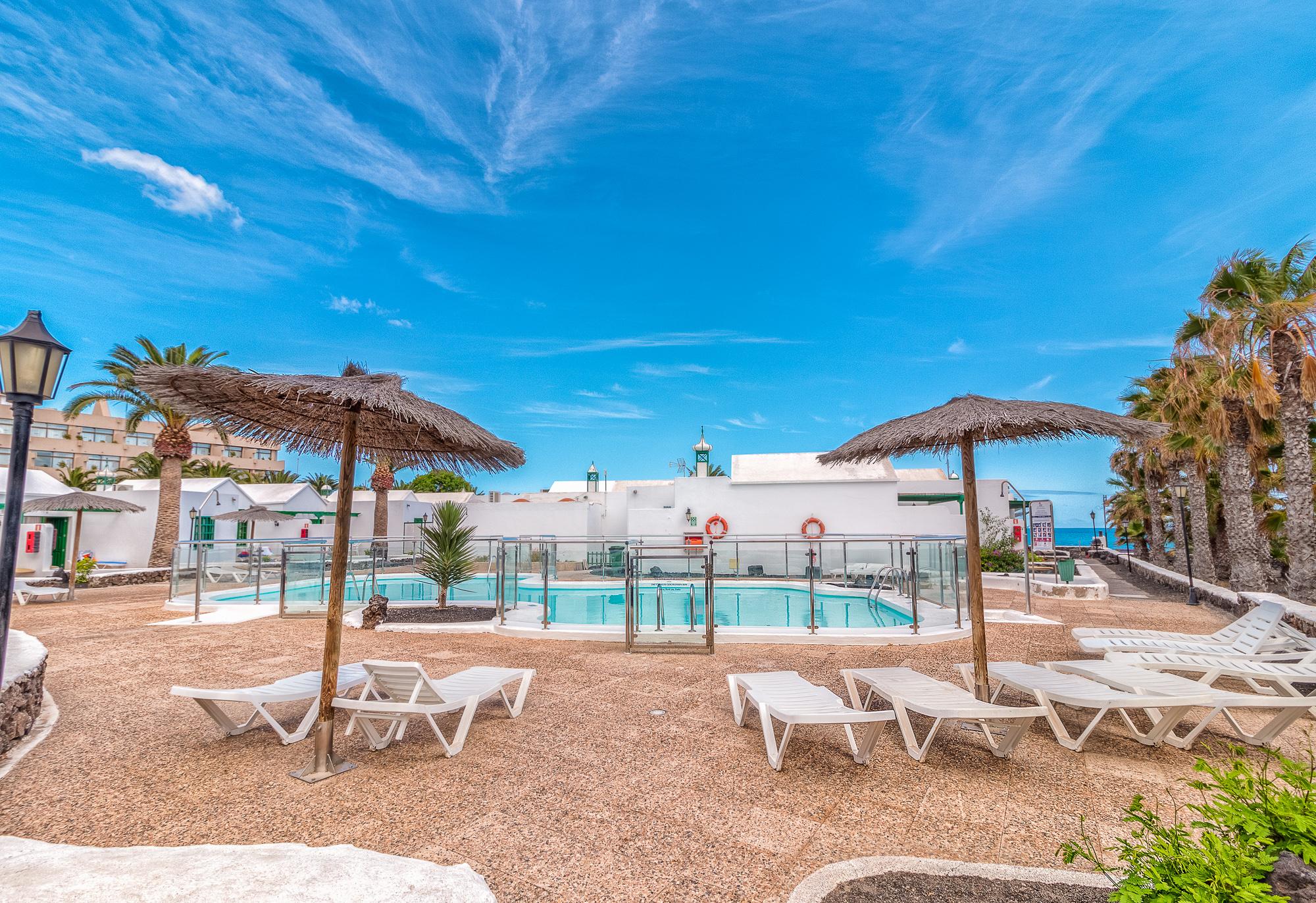 Apartamentos Livvo Las Gaviotas Puerto del Carmen  Extérieur photo