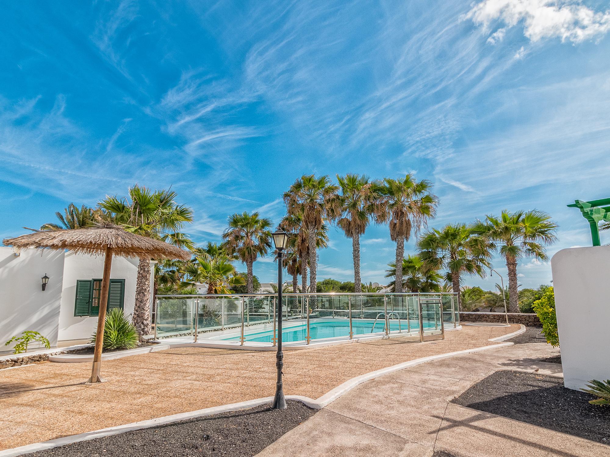 Apartamentos Livvo Las Gaviotas Puerto del Carmen  Extérieur photo