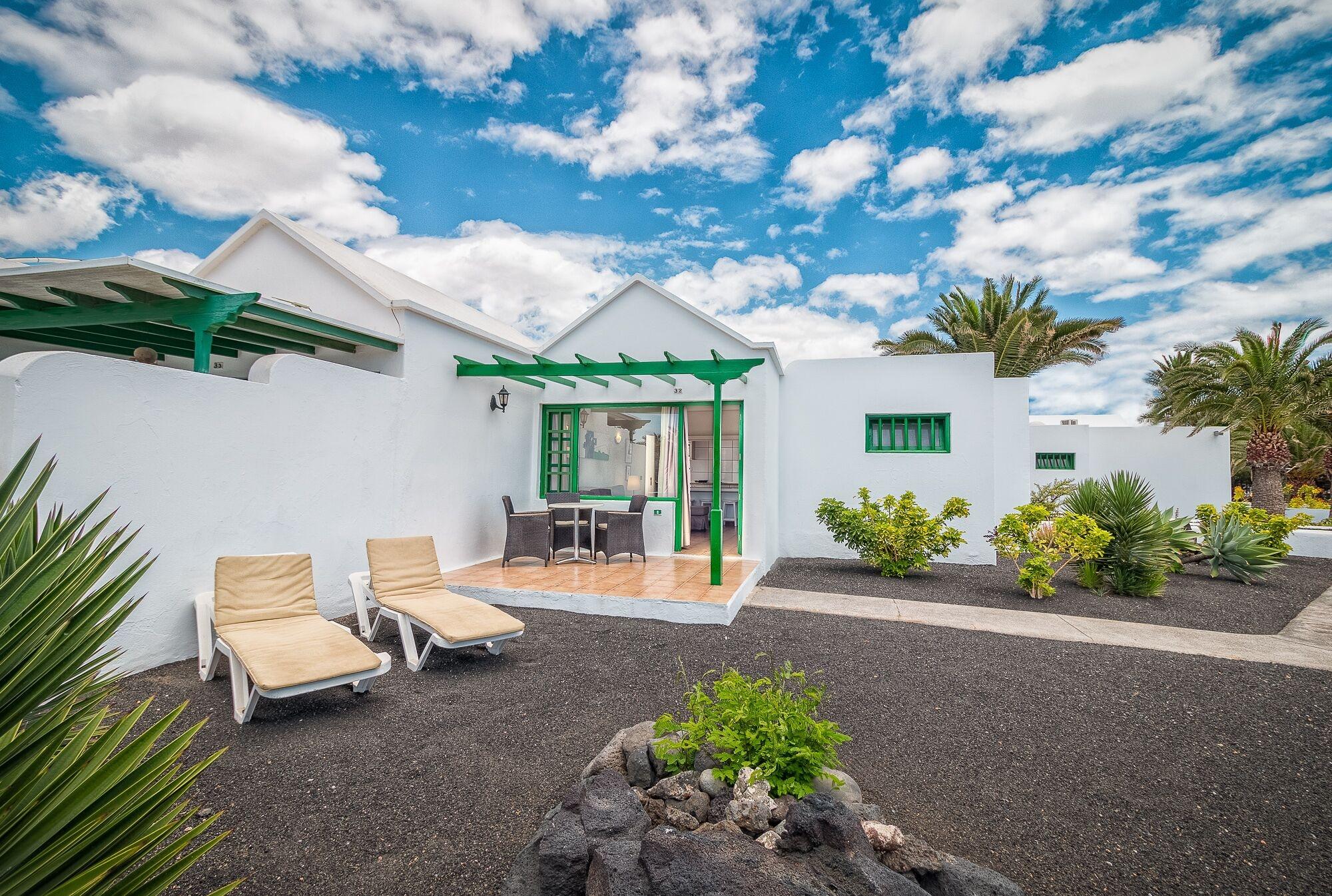 Apartamentos Livvo Las Gaviotas Puerto del Carmen  Extérieur photo