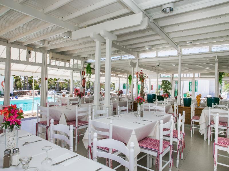 Apartamentos Livvo Las Gaviotas Puerto del Carmen  Extérieur photo
