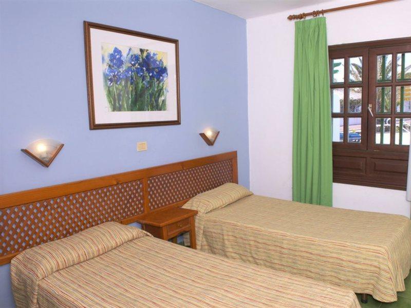 Apartamentos Livvo Las Gaviotas Puerto del Carmen  Extérieur photo